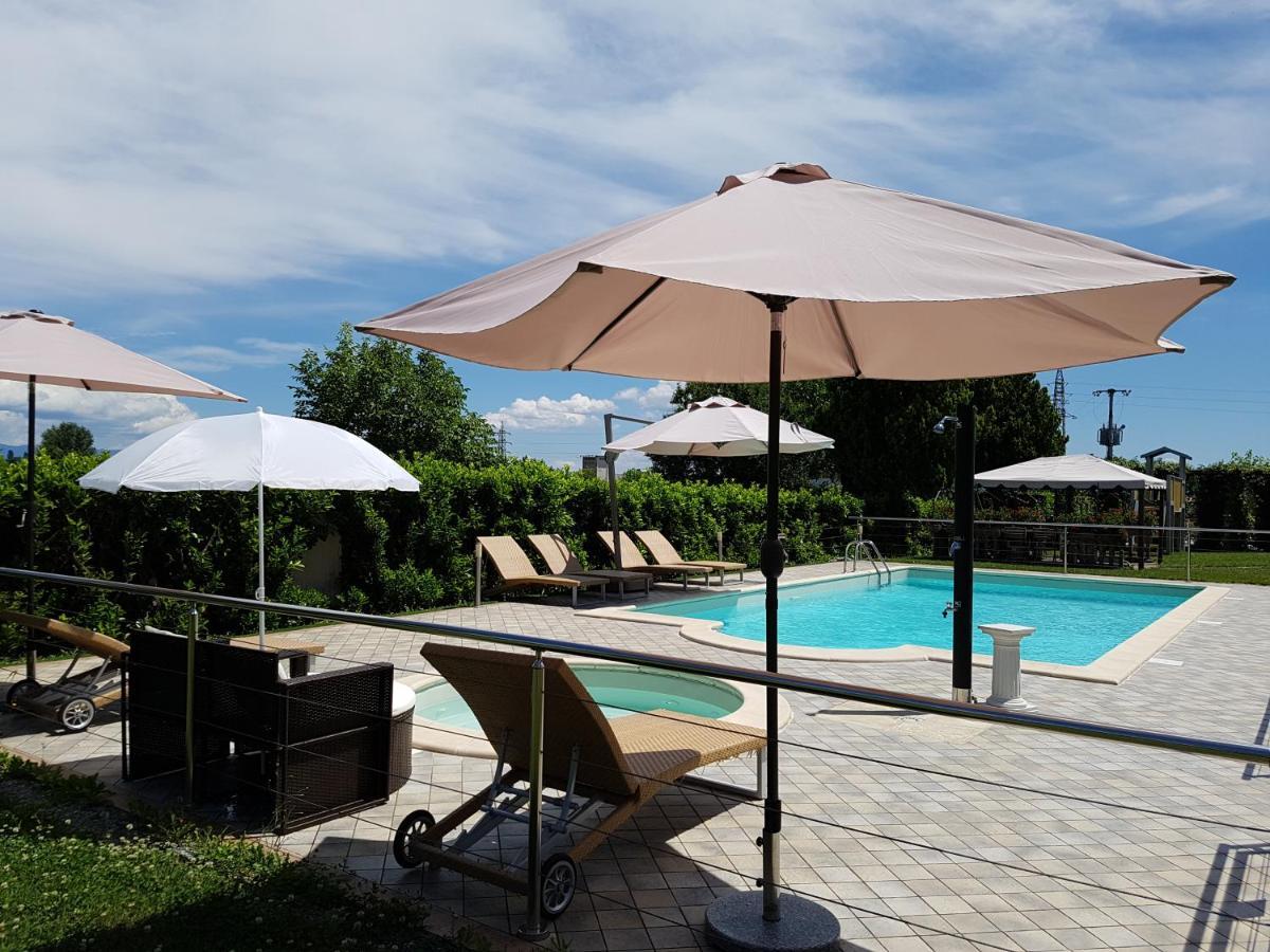 Villa Riviera Hotel Udine Pradamano Exterior foto